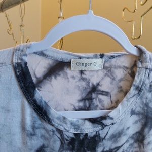 Marble u-neck halter top